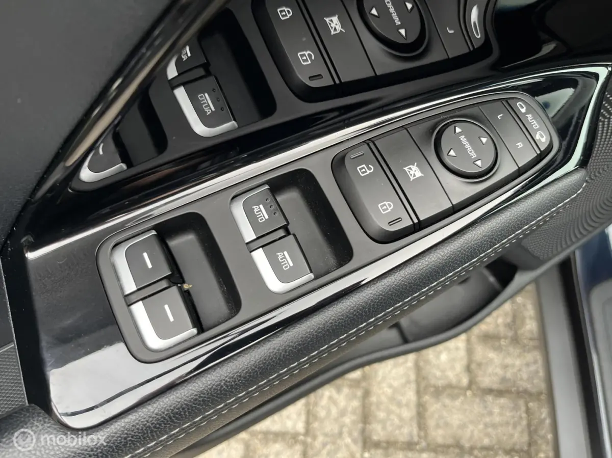 1.6 GDi Hybrid DynamicLine LEDER*NAVI*TREKHAAK*ACC*