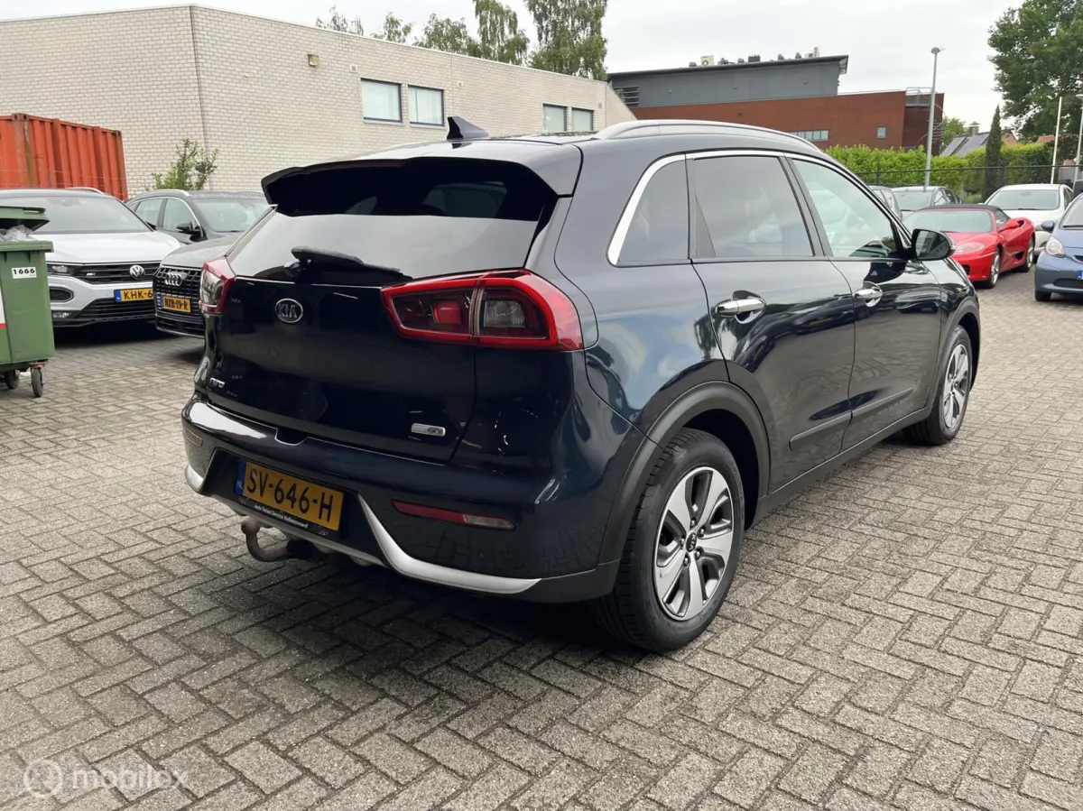 1.6 GDi Hybrid DynamicLine LEDER*NAVI*TREKHAAK*ACC*