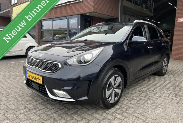 1.6 GDi Hybrid DynamicLine LEDER*NAVI*TREKHAAK*ACC*