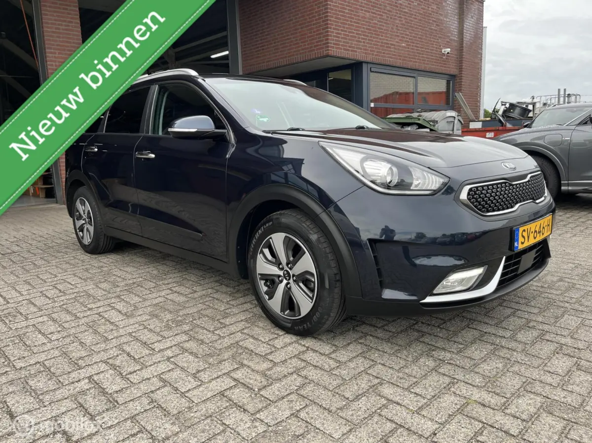 1.6 GDi Hybrid DynamicLine LEDER*NAVI*TREKHAAK*ACC*