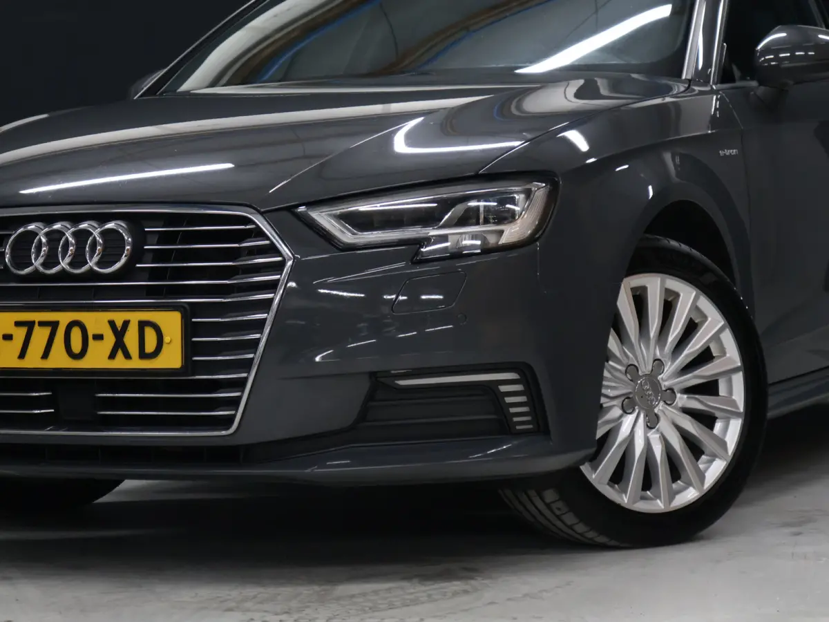 1.4 e-tron Sport Pro Line plus [STOELVERWARMING, DIGITAL DASH, PDC V+A, CRUISE CONTROL, BLUETOOTH, NAVIGATIE, CLIMATE CONTROL, NIEUWSTAAT]