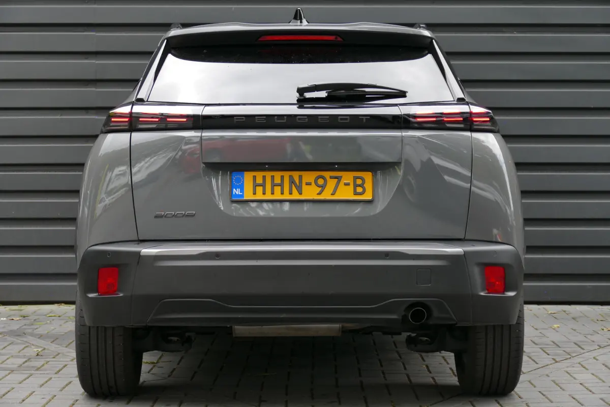 1.2 PURETECH 100PK ALLURE / CLIMA / FULL-LED / KEYLESS / NAVI / PDC / BLUETOOTH / CRUISECONTROL / 1E EIGENAAR / SCHITTERENDE STAAT !!