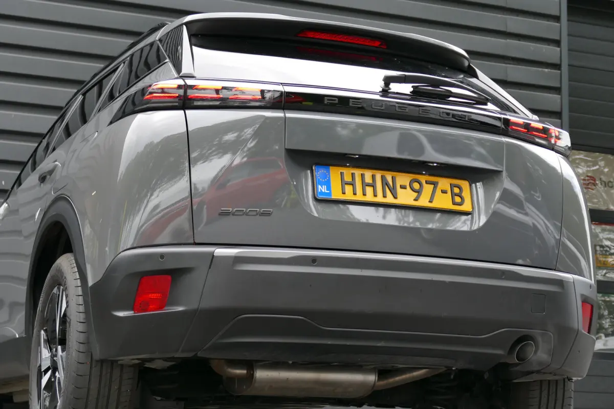 1.2 PURETECH 100PK ALLURE / CLIMA / FULL-LED / KEYLESS / NAVI / PDC / BLUETOOTH / CRUISECONTROL / 1E EIGENAAR / SCHITTERENDE STAAT !!
