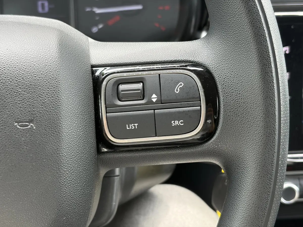 1.2 PureTech S&S Feel Edition Navi,Clima,Cruise,N.A.P,D-riem vv in 2023,Pdc,Lm velgen,Apk tot 04-2027