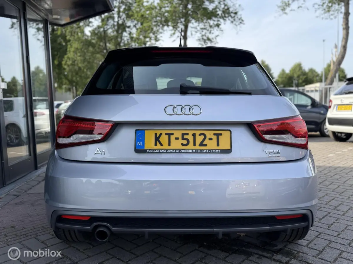 1.0 TFSI Sport S line Edition|NAVI|NAP|APK|