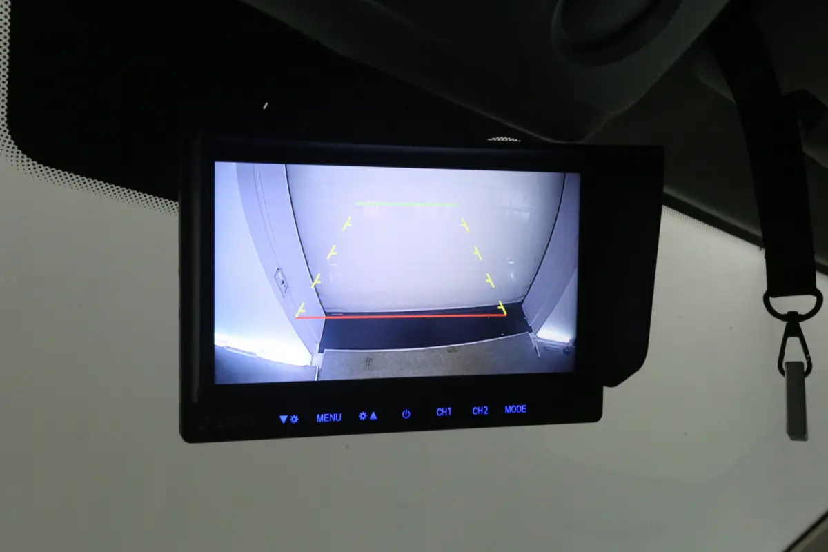 2.2D N1* 140PK 3.5t | Bakwagen | Laadklep | Camera | Airco | Cruise | 3 Zits | Laadbak