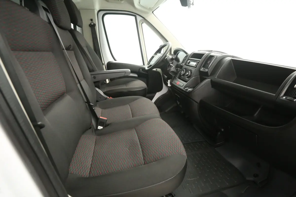 2.2D N1* 140PK 3.5t | Bakwagen | Laadklep | Camera | Airco | Cruise | 3 Zits | Laadbak