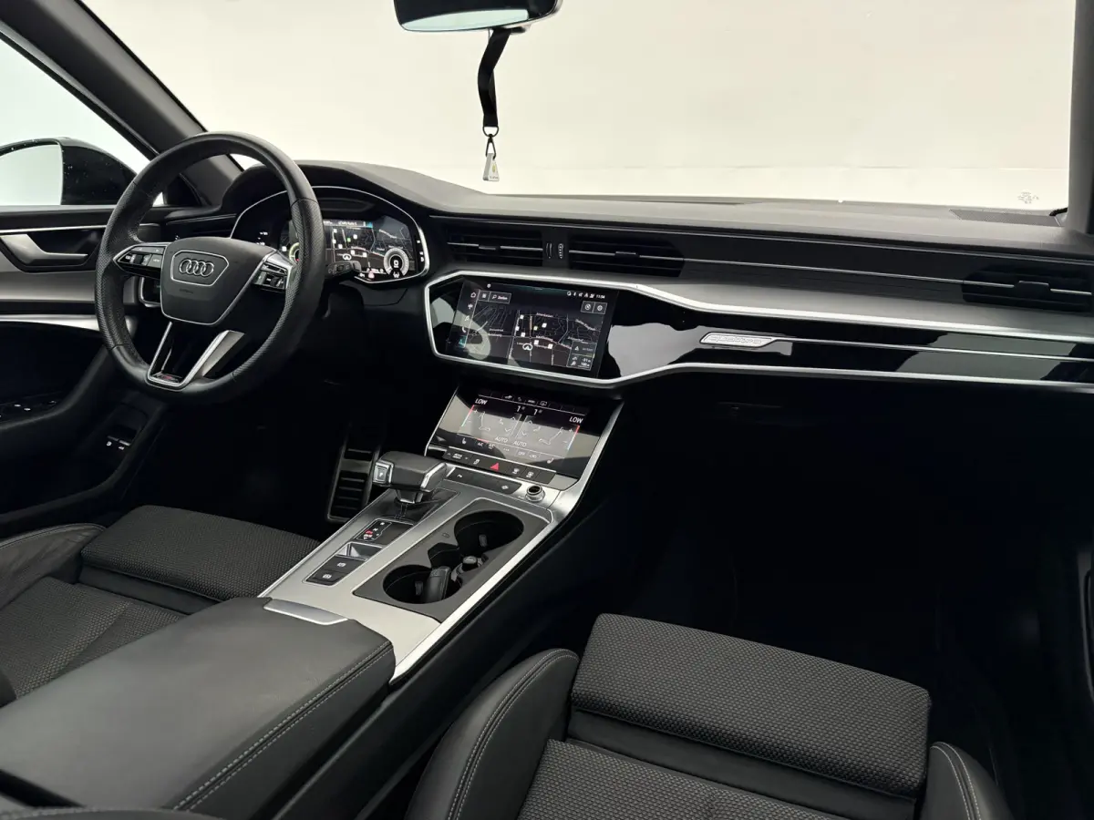 C8 50 TFSI e Quattro S-Line | Pano | Virtual | Cruise | Carplay | Parkeersens. | Keyless | LED