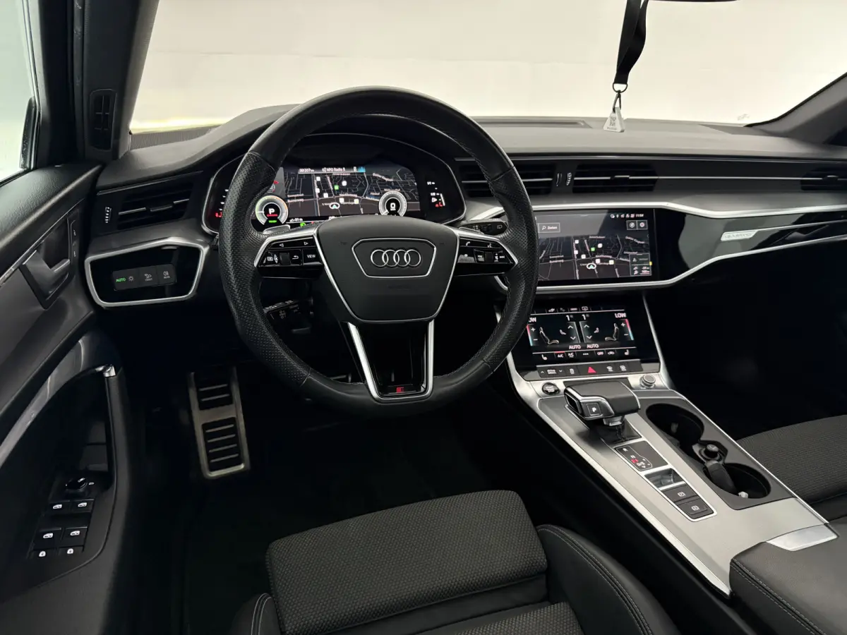 C8 50 TFSI e Quattro S-Line | Pano | Virtual | Cruise | Carplay | Parkeersens. | Keyless | LED