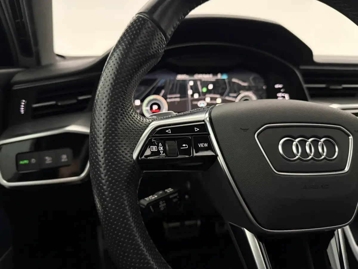 C8 50 TFSI e Quattro S-Line | Pano | Virtual | Cruise | Carplay | Parkeersens. | Keyless | LED