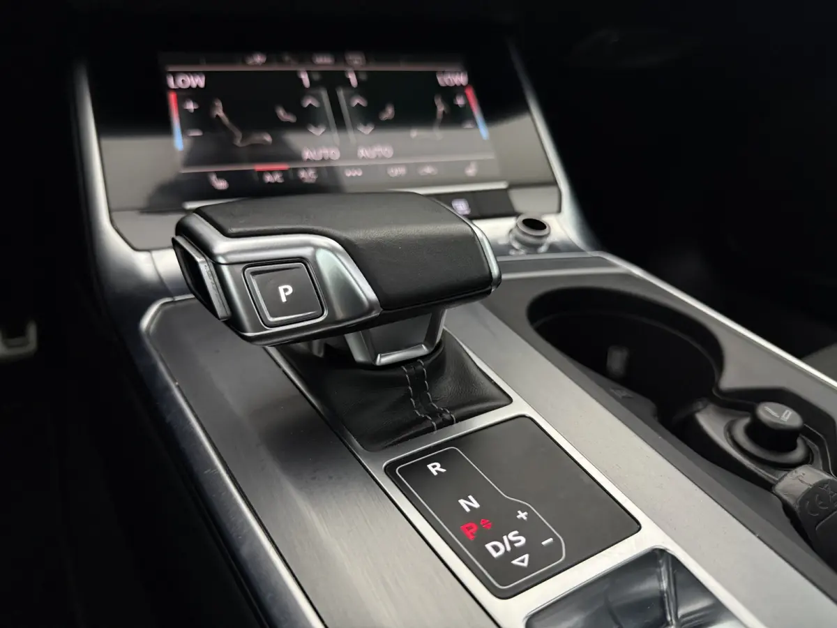 C8 50 TFSI e Quattro S-Line | Pano | Virtual | Cruise | Carplay | Parkeersens. | Keyless | LED