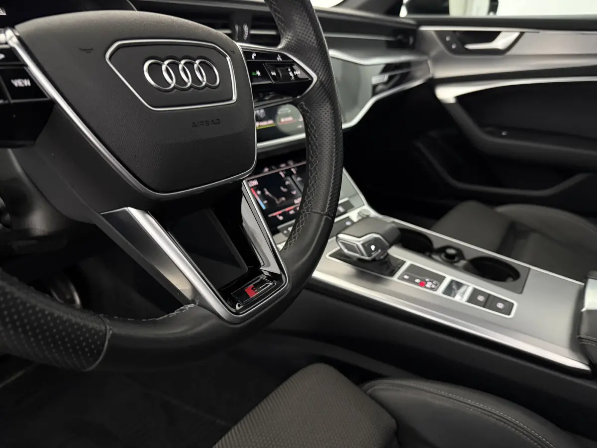 C8 50 TFSI e Quattro S-Line | Pano | Virtual | Cruise | Carplay | Parkeersens. | Keyless | LED