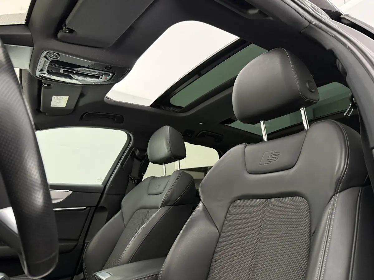 C8 50 TFSI e Quattro S-Line | Pano | Virtual | Cruise | Carplay | Parkeersens. | Keyless | LED