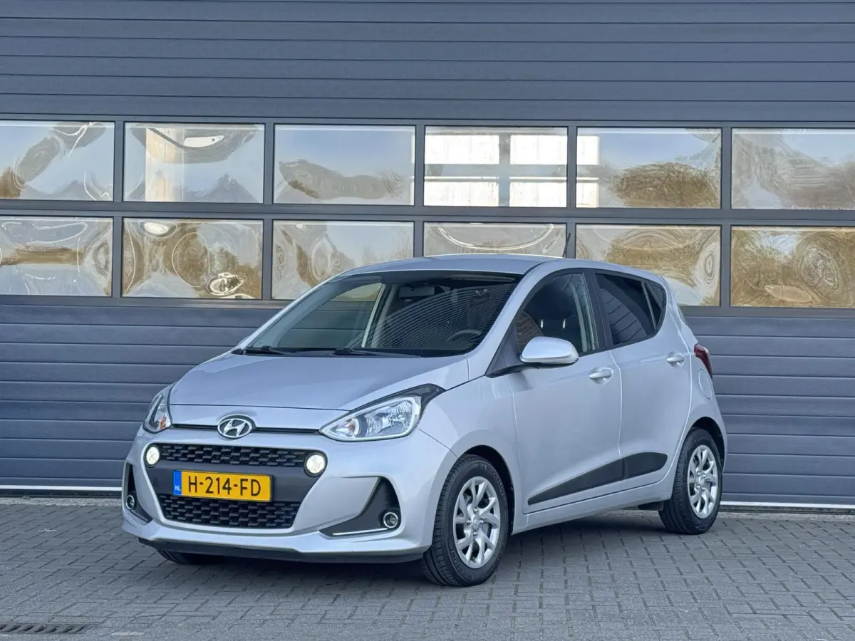 Hyundai i10 2020 Benzine Handgeschakeld leasen