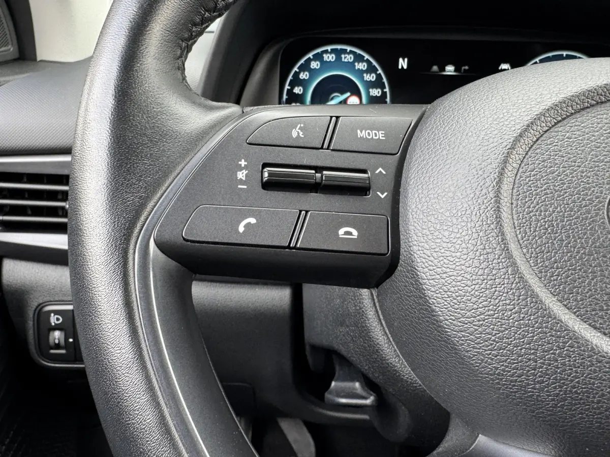 1.0 T-GDI PREMIUM I APPLE CARPLAY I CLIMATE CONTROL I CRUISE CONTROL I NAVIGATIESYSTEEM