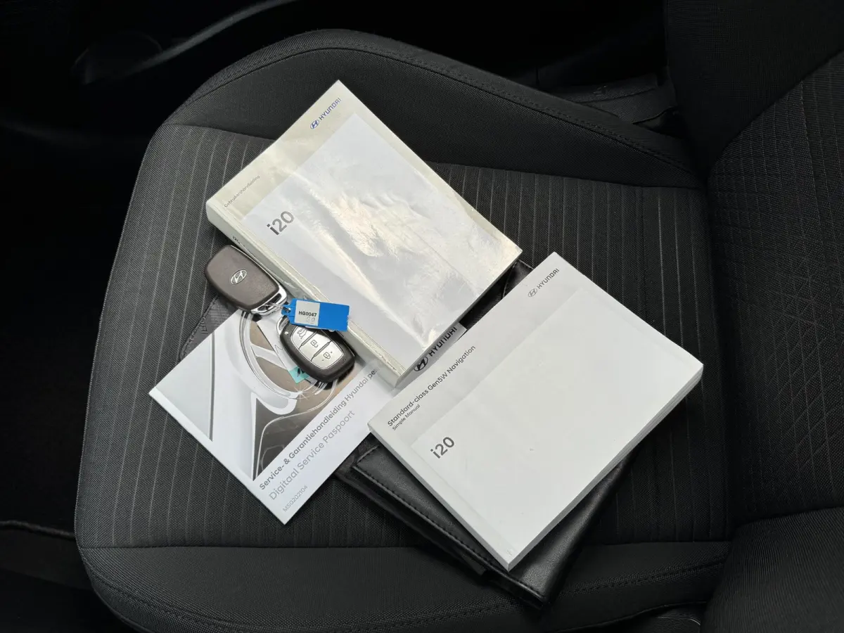 1.0 T-GDI PREMIUM I APPLE CARPLAY I CLIMATE CONTROL I CRUISE CONTROL I NAVIGATIESYSTEEM