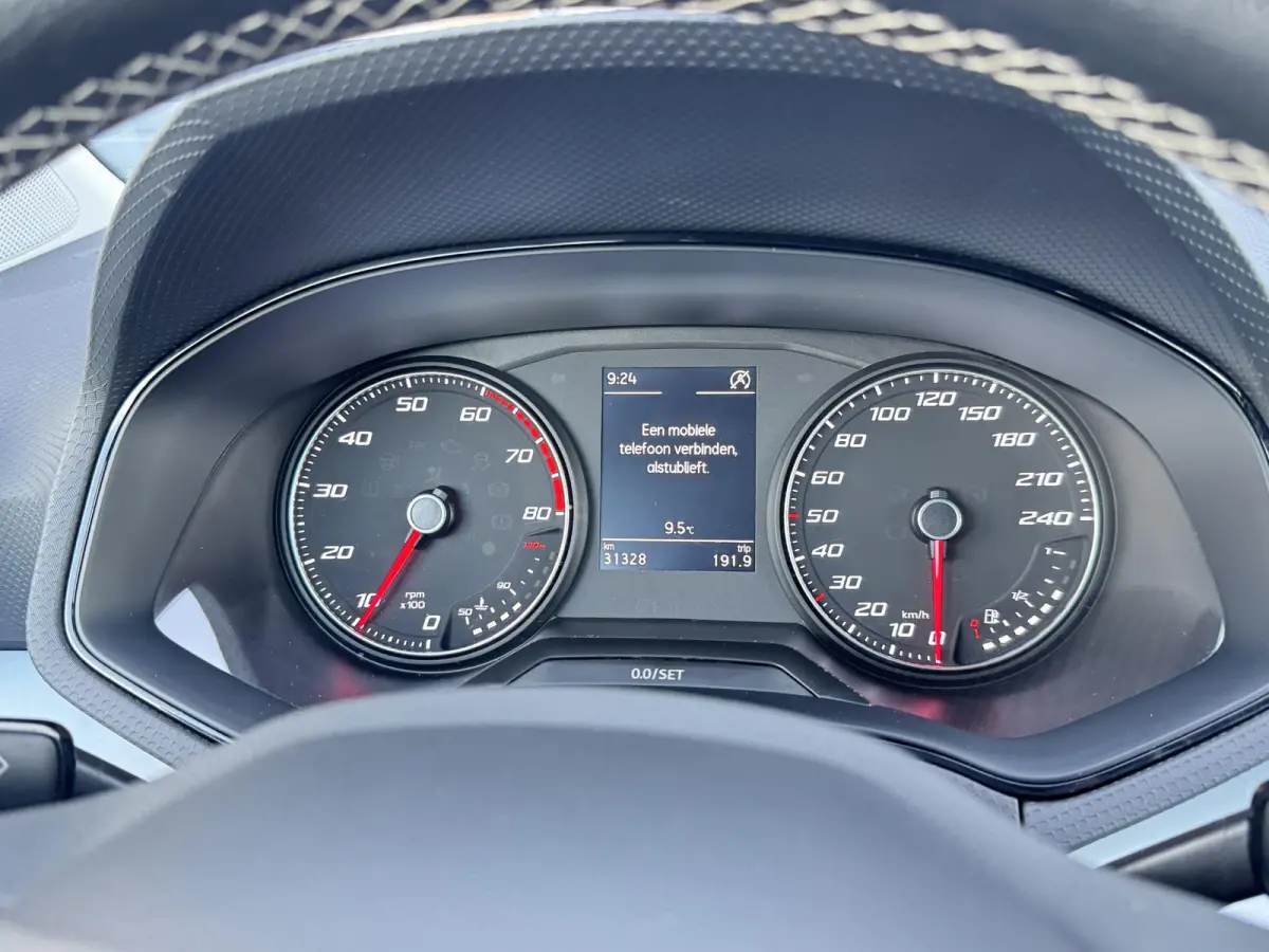 1.0 TSI STYLE I APPLE CARPLAY I CLIMATE CONTROL I CRUISE CONTROL I LICHT METALEN VELGEN