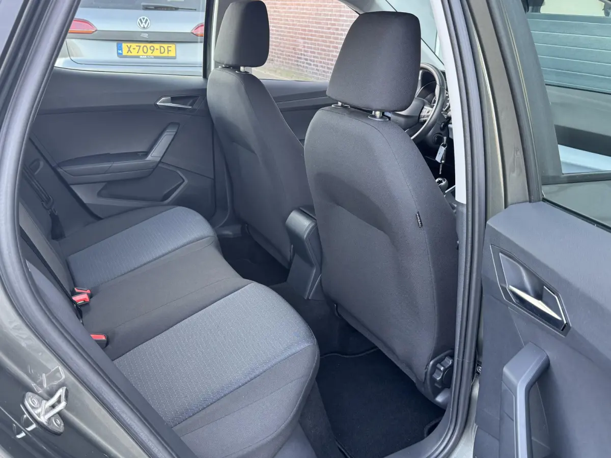 1.0 TSI STYLE I APPLE CARPLAY I CLIMATE CONTROL I CRUISE CONTROL I LICHT METALEN VELGEN