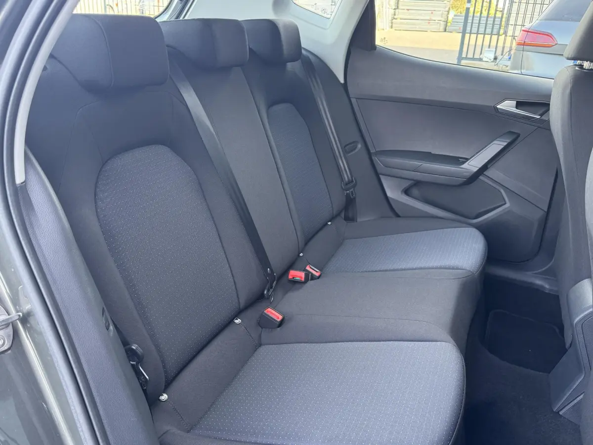1.0 TSI STYLE I APPLE CARPLAY I CLIMATE CONTROL I CRUISE CONTROL I LICHT METALEN VELGEN