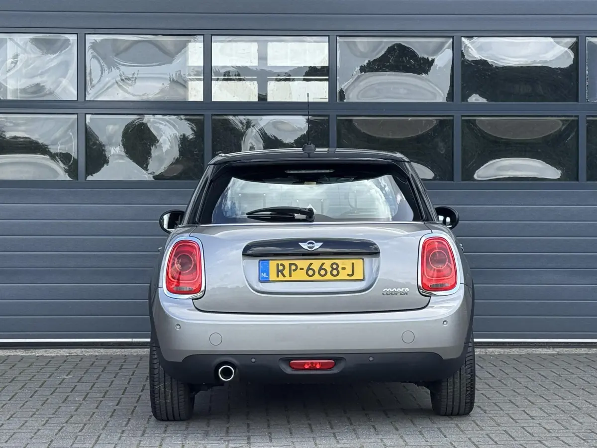 1.5 CHILI SERIOUS BUSINESS I DEALER ONDERHOUDEN I 5-DEURS I LEDEREN BEKLEDING