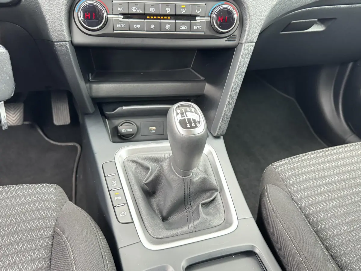 1.0 T-GDI DYNAMICLINE I APPLE CARPLAY I P-CAMERA I CLIMATE CONTROL I ADAPTIVE CRUISE CONTROL