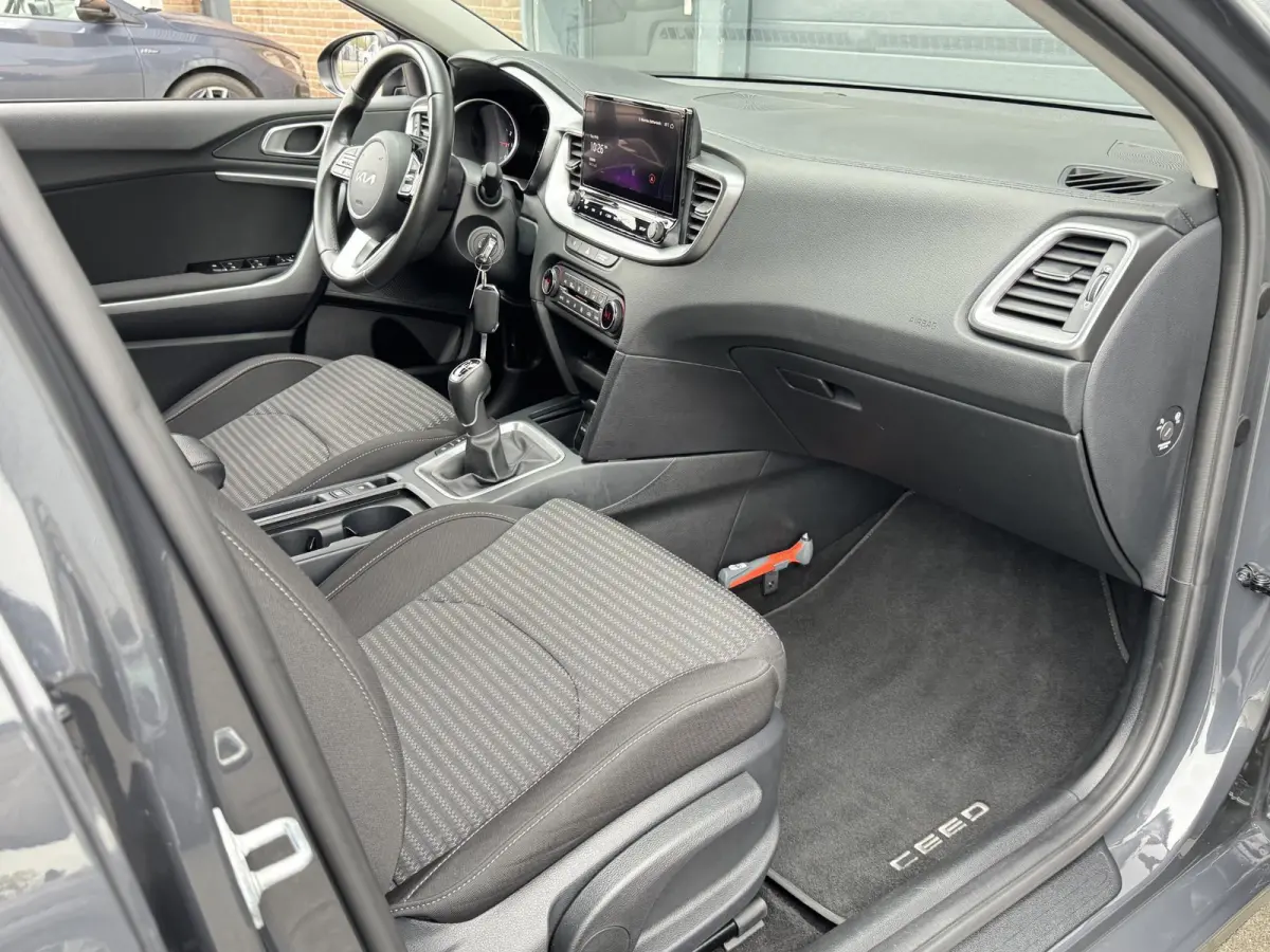 1.0 T-GDI DYNAMICLINE I APPLE CARPLAY I P-CAMERA I CLIMATE CONTROL I ADAPTIVE CRUISE CONTROL