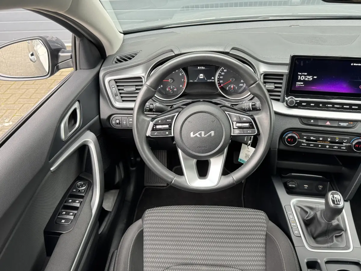 1.0 T-GDI DYNAMICLINE I APPLE CARPLAY I P-CAMERA I CLIMATE CONTROL I ADAPTIVE CRUISE CONTROL