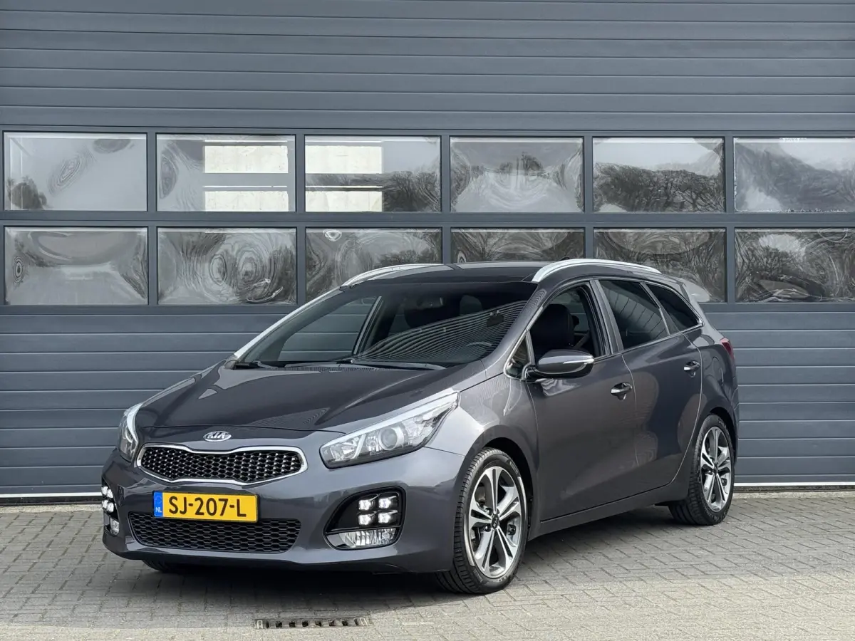 1.0 T-GDI GT-LINE EDITION I TREKHAAK I SCHUIF/KANTELDAK I APPLE CARPLAY I CLIMATE CONTROL