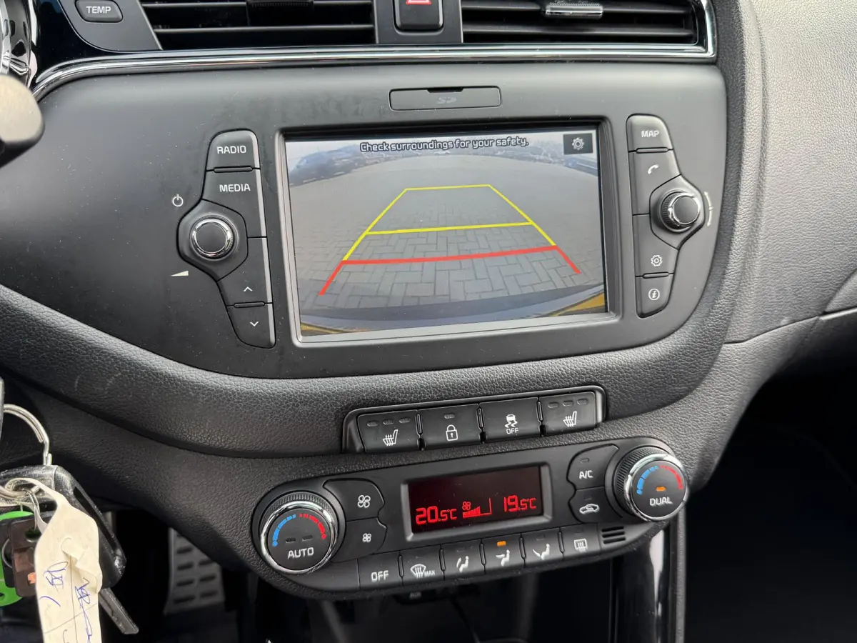 1.0 T-GDI GT-LINE EDITION I TREKHAAK I SCHUIF/KANTELDAK I APPLE CARPLAY I CLIMATE CONTROL