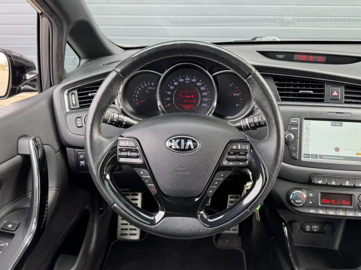 1.0 T-GDI GT-LINE EDITION I TREKHAAK I SCHUIF/KANTELDAK I APPLE CARPLAY I CLIMATE CONTROL