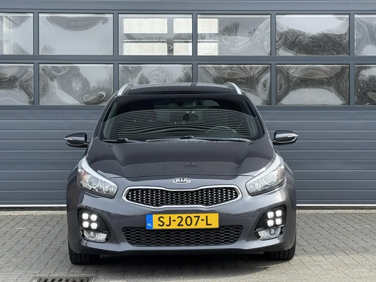1.0 T-GDI GT-LINE EDITION I TREKHAAK I SCHUIF/KANTELDAK I APPLE CARPLAY I CLIMATE CONTROL