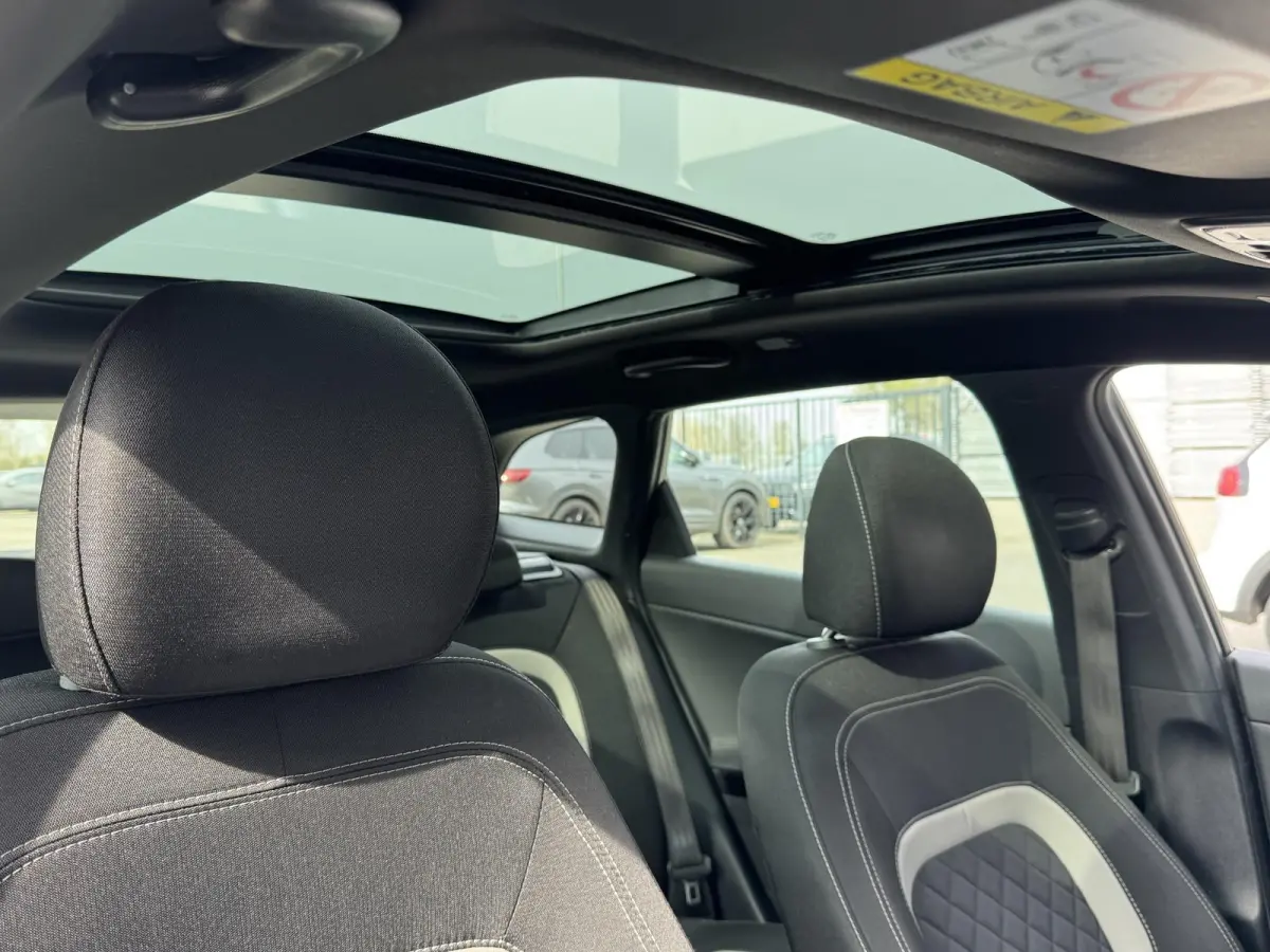 1.0 T-GDI GT-LINE EDITION I TREKHAAK I SCHUIF/KANTELDAK I APPLE CARPLAY I CLIMATE CONTROL