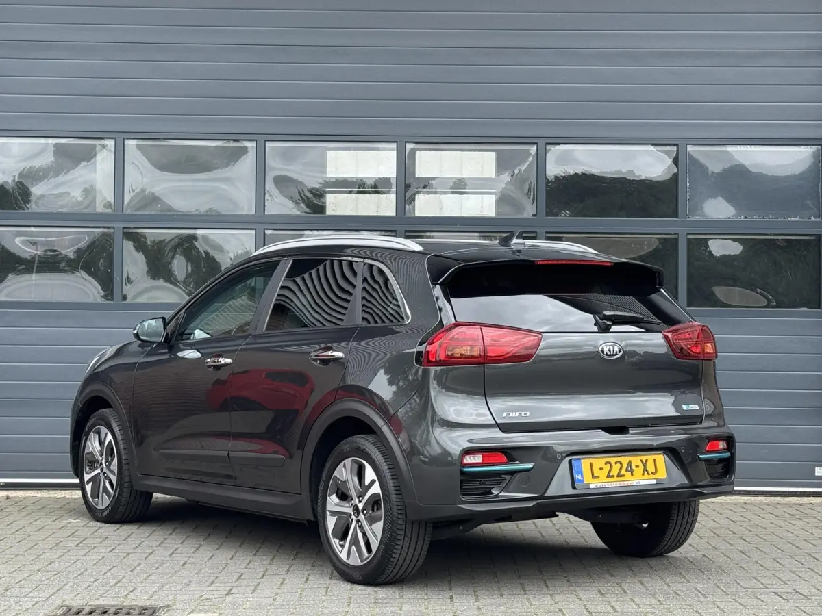DYNAMICPLUSLINE 64 KWH (100% SOH) I TREKHAAK I SCHUIF/KANTELDAK I ADAPTIVE CRUISE CONTROL I PARKEERCAMERA