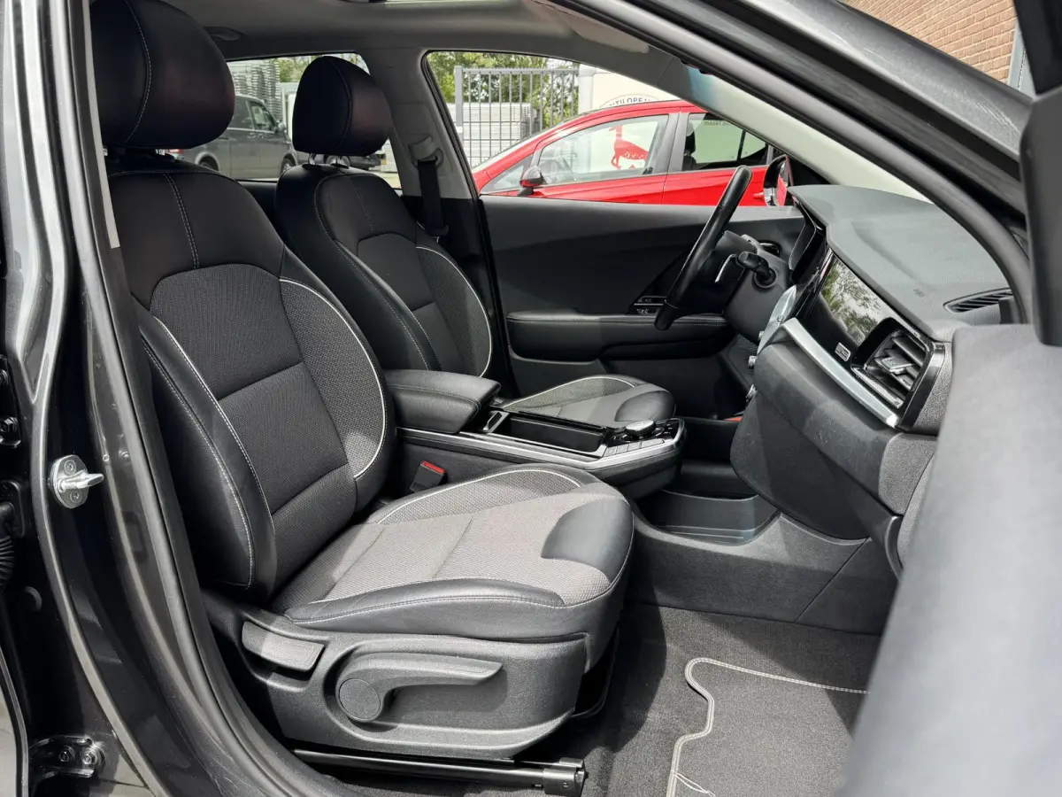 DYNAMICPLUSLINE 64 KWH (100% SOH) I TREKHAAK I SCHUIF/KANTELDAK I ADAPTIVE CRUISE CONTROL I PARKEERCAMERA