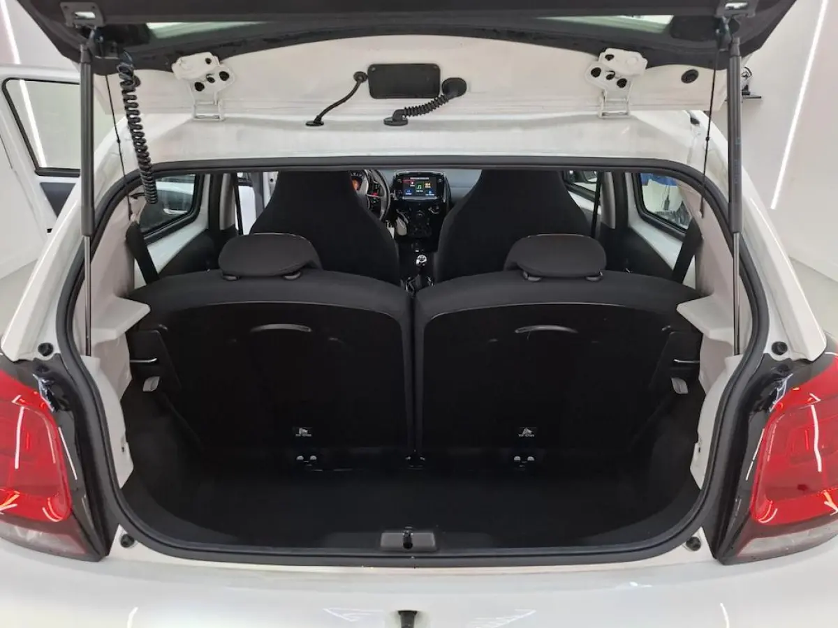 1.0 VTI SHINE I APPLE CARPLAY I 5-DEURS I LICHT METALEN VELGEN I P-CAMERA