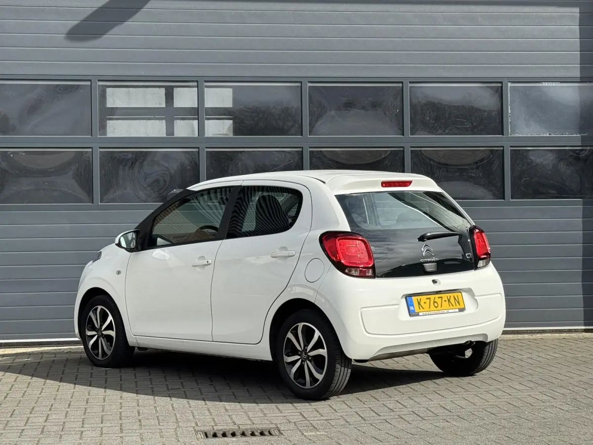1.0 VTI SHINE I APPLE CARPLAY I 5-DEURS I LICHT METALEN VELGEN I P-CAMERA