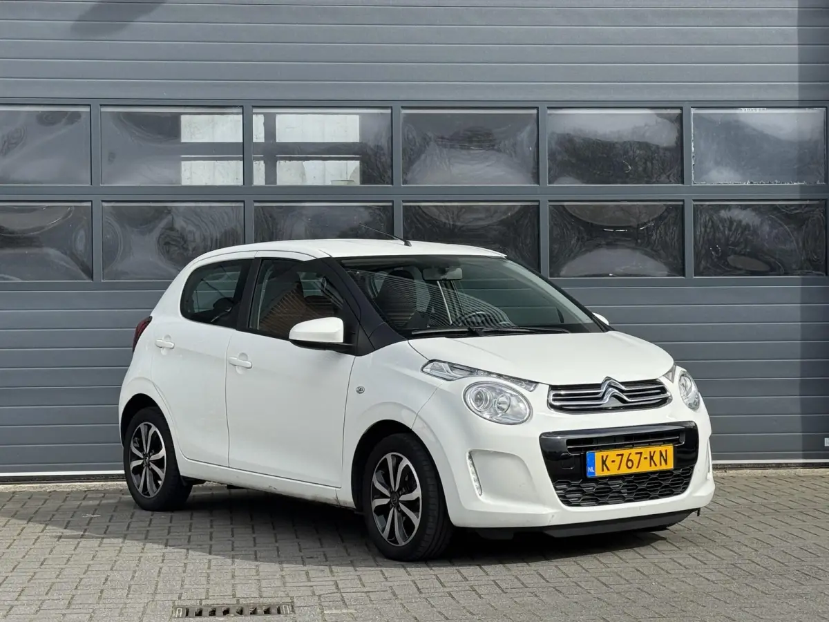 1.0 VTI SHINE I APPLE CARPLAY I 5-DEURS I LICHT METALEN VELGEN I P-CAMERA