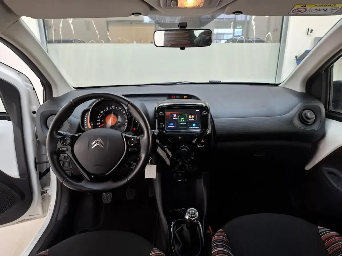 1.0 VTI SHINE I APPLE CARPLAY I 5-DEURS I LICHT METALEN VELGEN I P-CAMERA