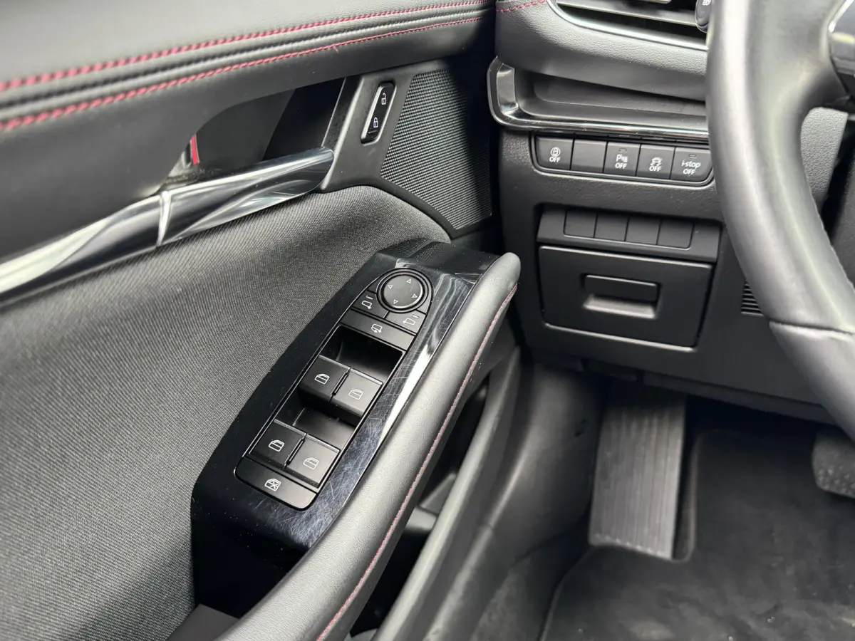 2.0 E-SKYACTIV-G M HYBRID 150 HOMURA I AUTOMAAT I P-CAMERA I ADAPTIVE CRUISE CONTROL I STOELVERWARMING