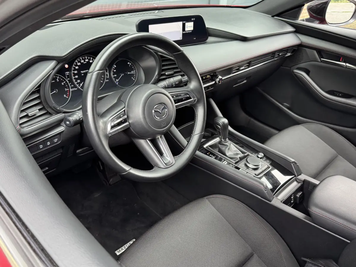 2.0 E-SKYACTIV-G M HYBRID 150 HOMURA I AUTOMAAT I P-CAMERA I ADAPTIVE CRUISE CONTROL I STOELVERWARMING