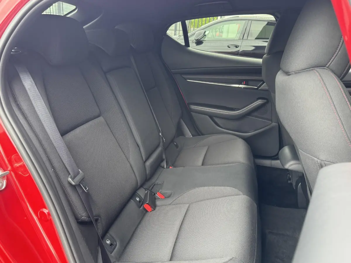 2.0 E-SKYACTIV-G M HYBRID 150 HOMURA I AUTOMAAT I P-CAMERA I ADAPTIVE CRUISE CONTROL I STOELVERWARMING