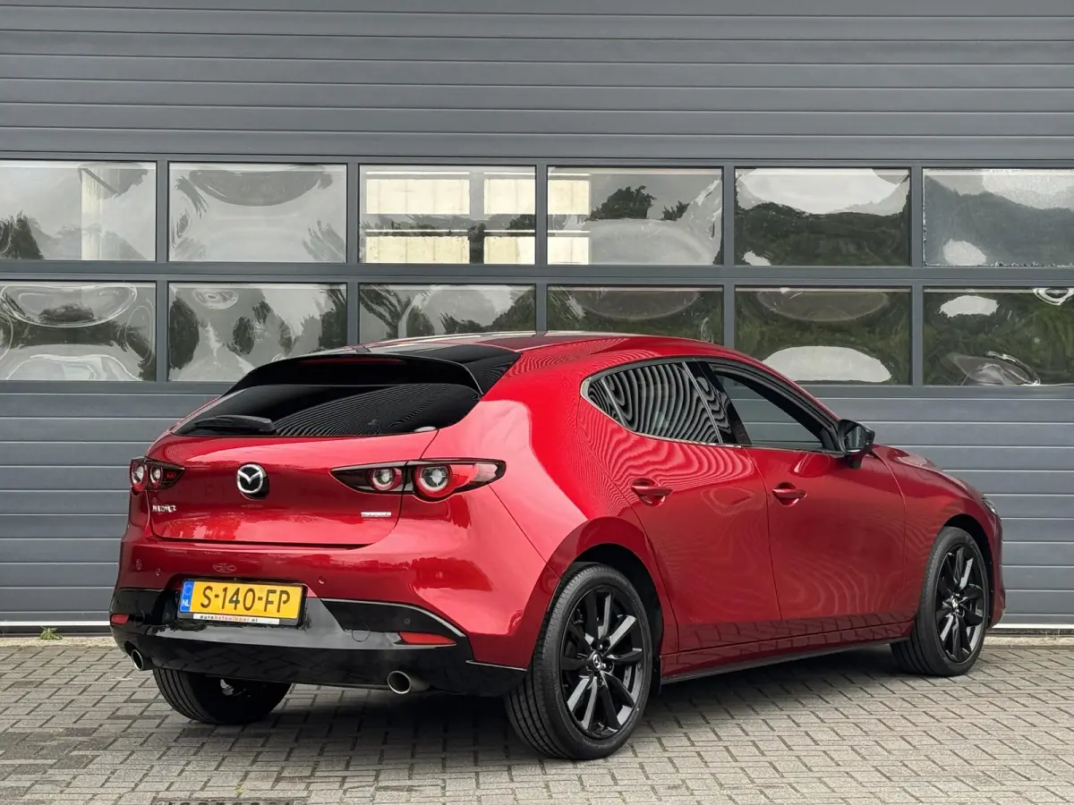 2.0 E-SKYACTIV-G M HYBRID 150 HOMURA I AUTOMAAT I P-CAMERA I ADAPTIVE CRUISE CONTROL I STOELVERWARMING