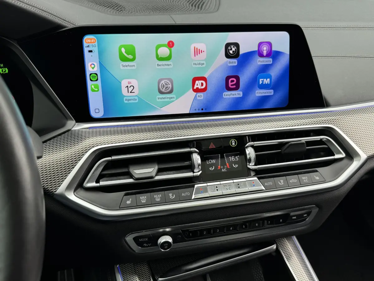 XDRIVE40I HIGH EXECUTIVE I M-SPORT I SCHUIF/KANTELDAK I STANDKACHEL I LUCHTVERING I 360° CAMERA