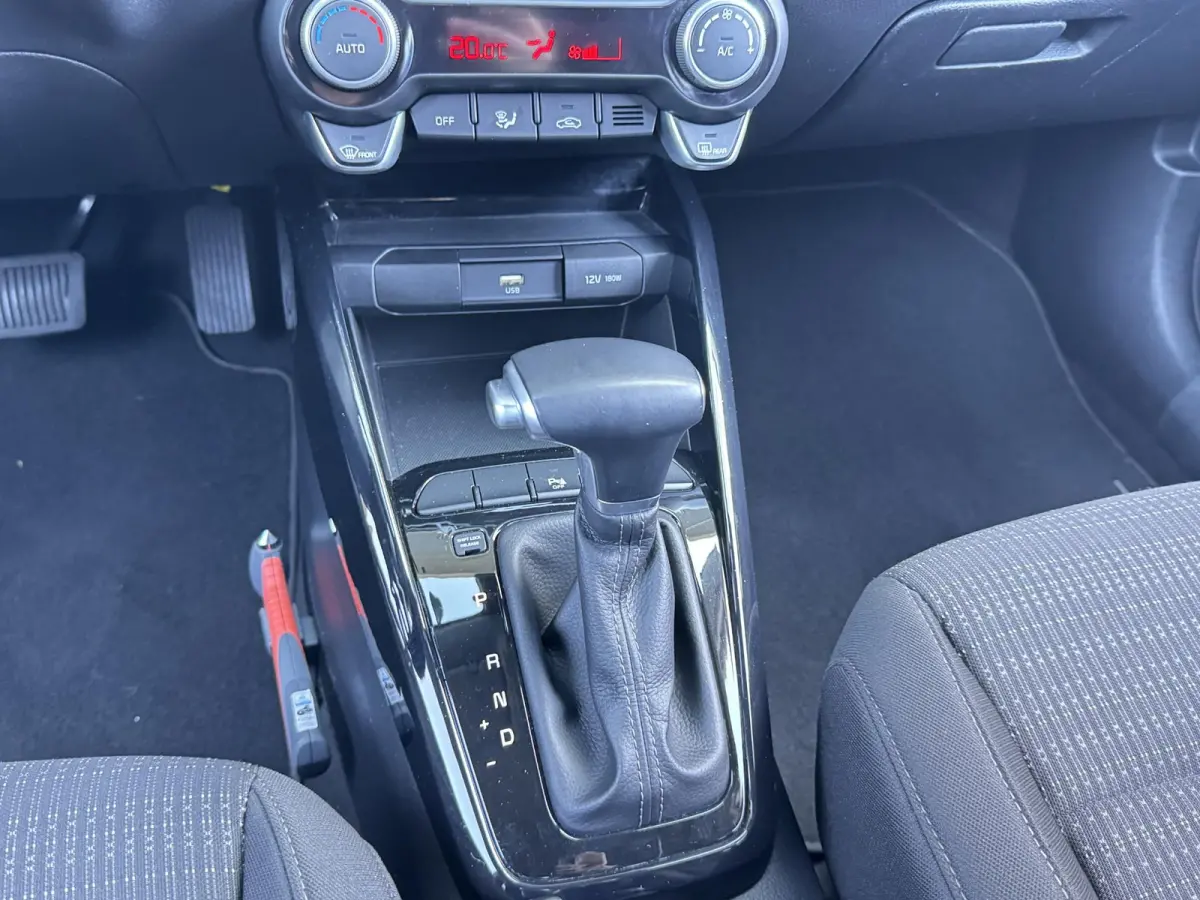 1.0 T-GDI MHEV DYNAMICPLUSLINE I AUTOMAAT I P-CAMERA I ADAPTIVE CRUISE CONTROL I CLIMATE CONTROL