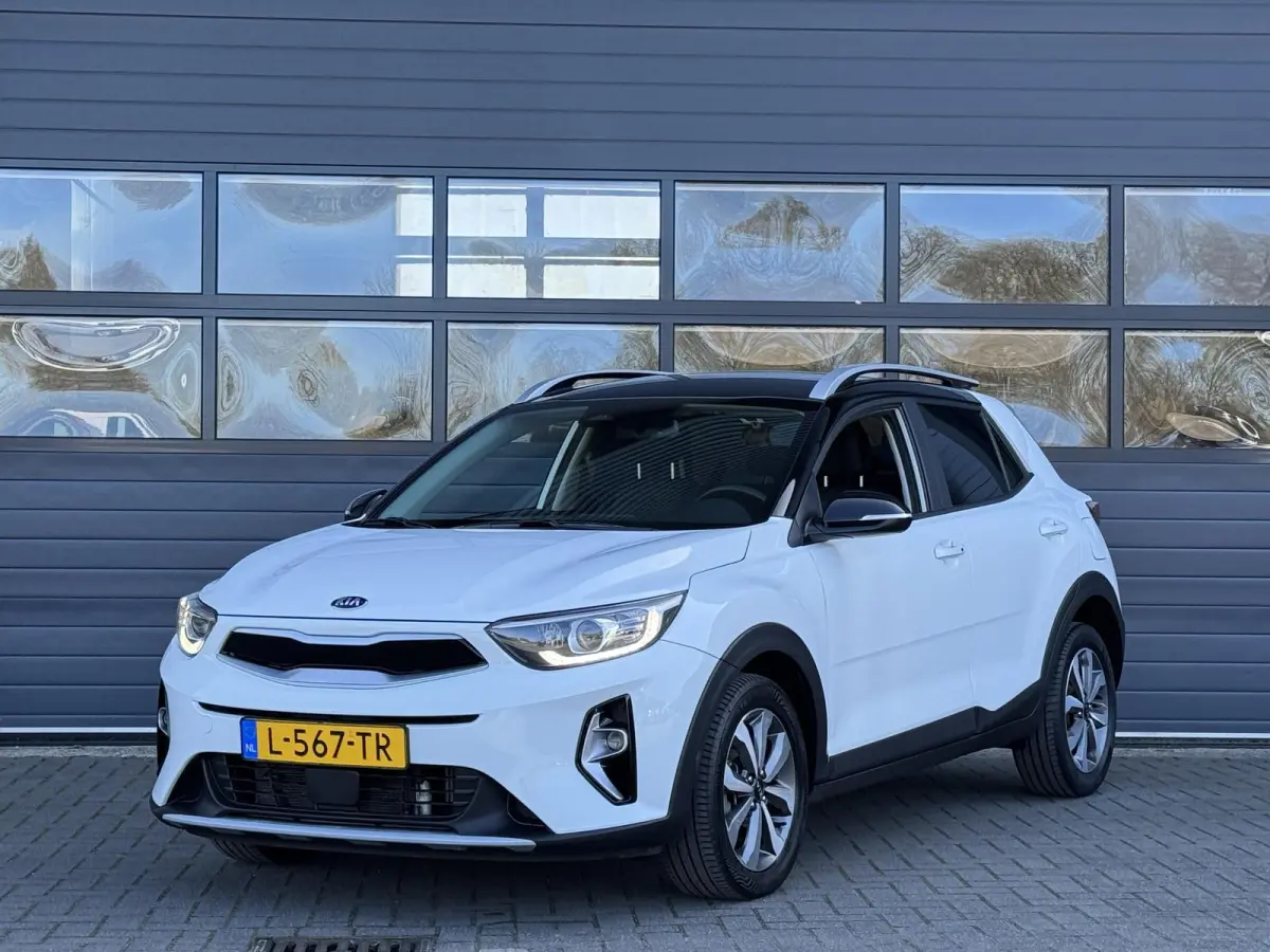 1.0 T-GDI MHEV DYNAMICPLUSLINE I AUTOMAAT I P-CAMERA I ADAPTIVE CRUISE CONTROL I CLIMATE CONTROL