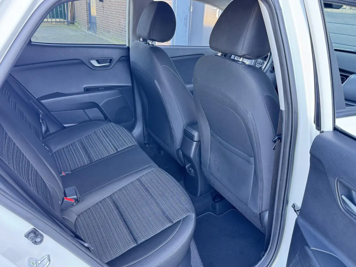1.0 T-GDI MHEV DYNAMICPLUSLINE I AUTOMAAT I P-CAMERA I ADAPTIVE CRUISE CONTROL I CLIMATE CONTROL