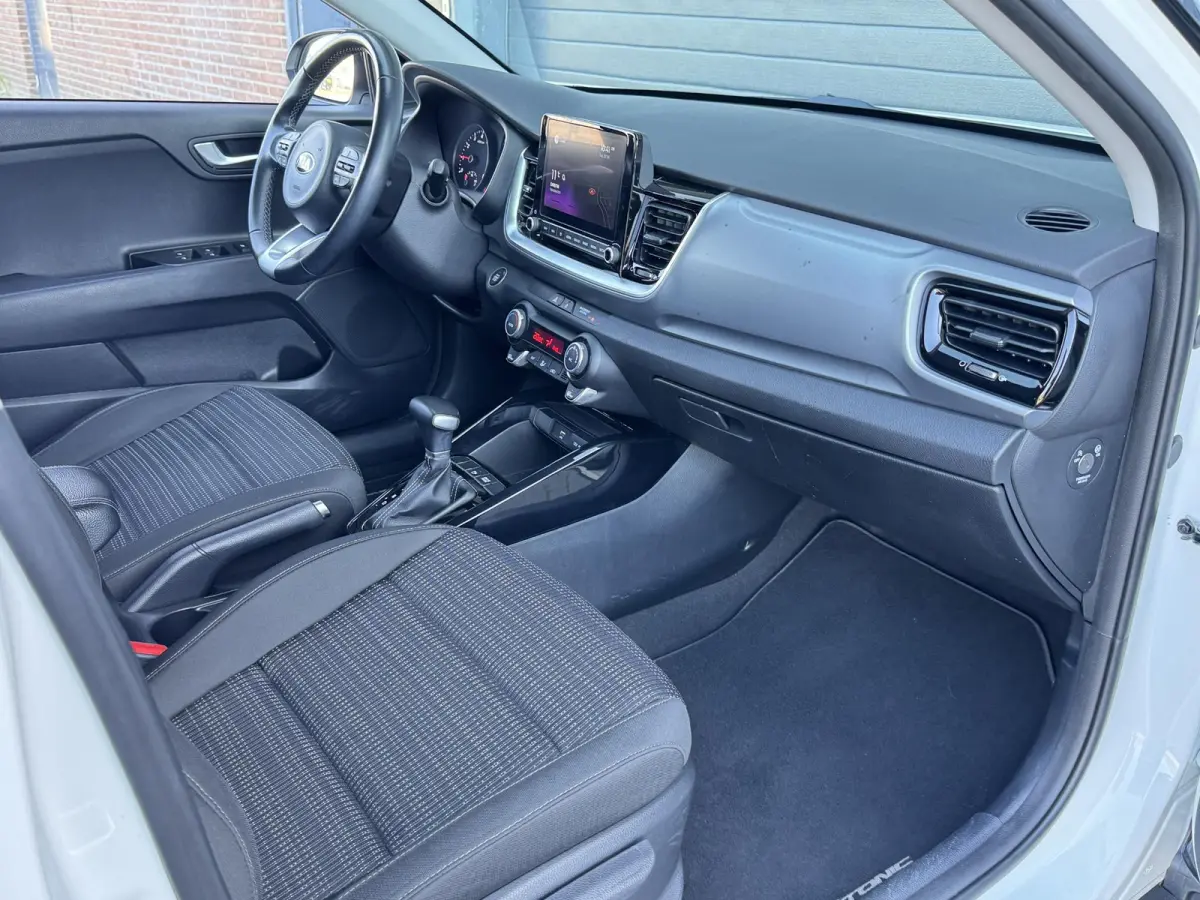 1.0 T-GDI MHEV DYNAMICPLUSLINE I AUTOMAAT I P-CAMERA I ADAPTIVE CRUISE CONTROL I CLIMATE CONTROL