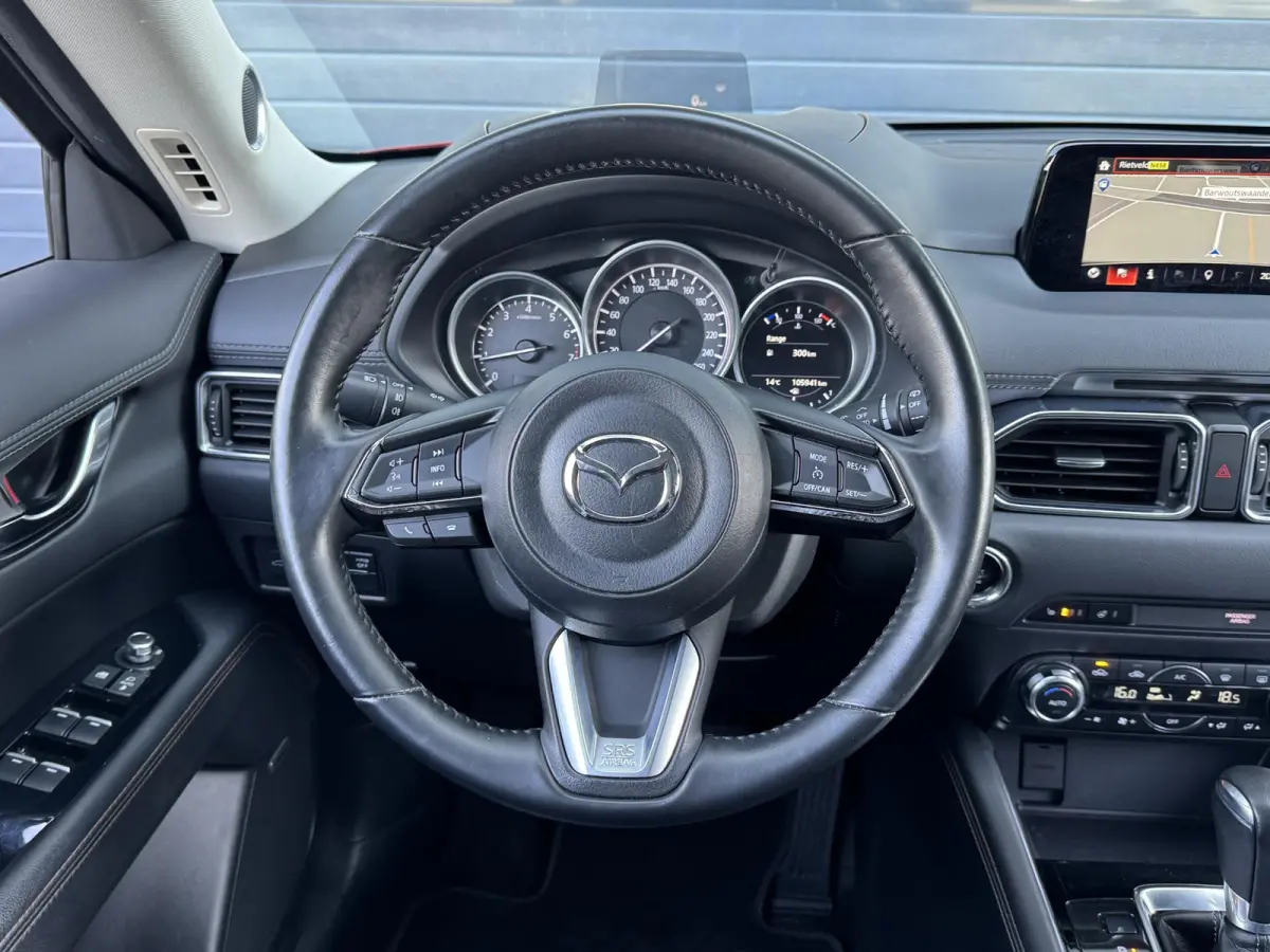 2.0 SKYACTIV-G 165 SKYLEASE LUXURY I AUTOMAAT I TREKHAAK (2000KG) I 360° CAMERA I LEDEREN BEKLEDING