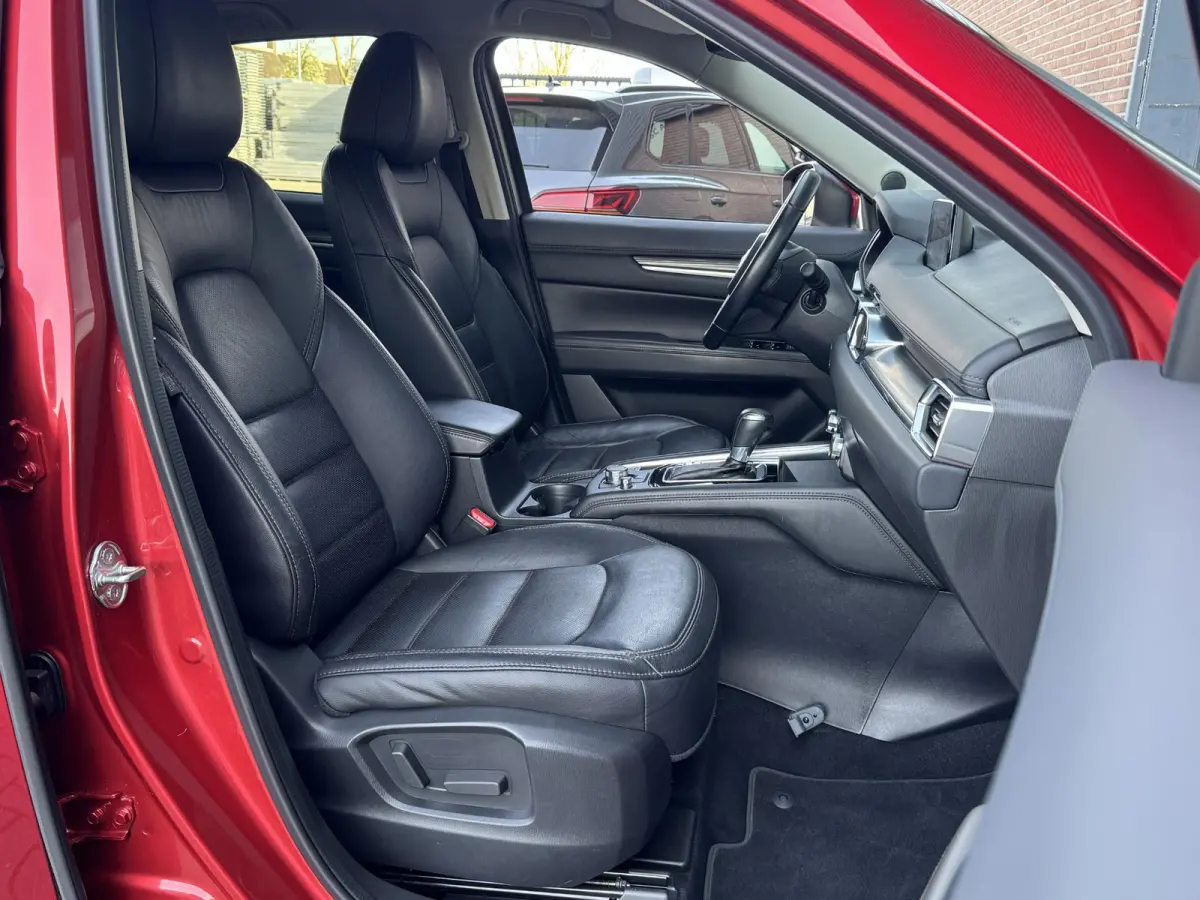 2.0 SKYACTIV-G 165 SKYLEASE LUXURY I AUTOMAAT I TREKHAAK (2000KG) I 360° CAMERA I LEDEREN BEKLEDING