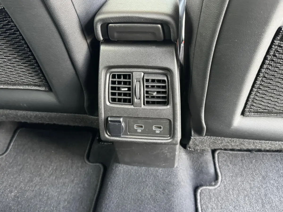 1.0 TCE 90 INTENS I P-CAMERA I APPLE CARPLAY I NAVIGATIE I CRUISE CONTROL